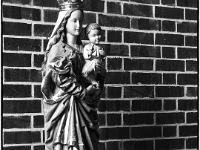 P1240019 SW 1  St-Johann-Von-Capistran : Lichtinstallation