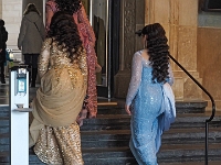 Spaziergang in  Hannover am  8.01.2023  neues Rathaus Besucherinnen