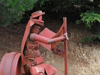 p5236276 f 1  Israel_2017 / Auf den Golanhoehen - Figuren aus alten Waffen : ISR, Israel