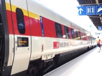 Fahrt nach Zermatt  Schweiz mit der Bahn im August 2021 : Bahn, Schweiz, 2021