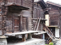 Zermatt - altes Dorf  Schweiz mit der Bahn im August 2021 : Bahn, Schweiz, 2021
