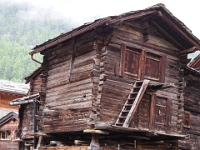 Zermatt - altes Dorf  Schweiz mit der Bahn im August 2021 : Bahn, Schweiz, 2021