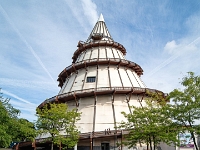 Jahrtausendturm im Elbauenpark  Magdeburg im September 2023 : Magdeburg, September 2023